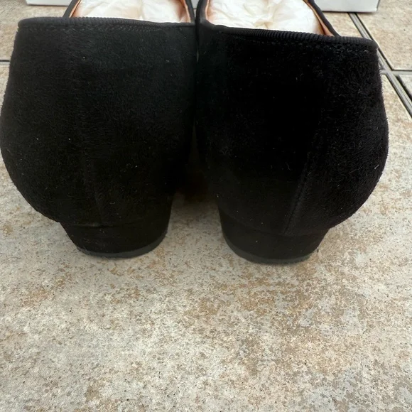 Lanvin en Bleu Women's Black Suede Shoes - Picture 9 of 16